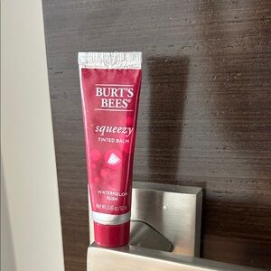 Burt's Bees Squeezy Tinted Balm - Watermelon Rush